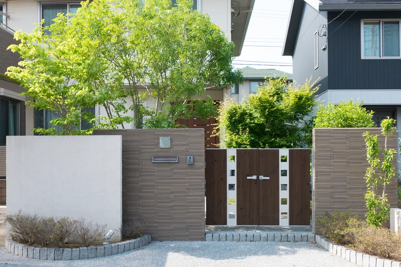 建物デザインに合わせた外構提案